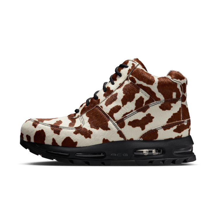 Nike Air Max Goadome Cow Print Angle 1