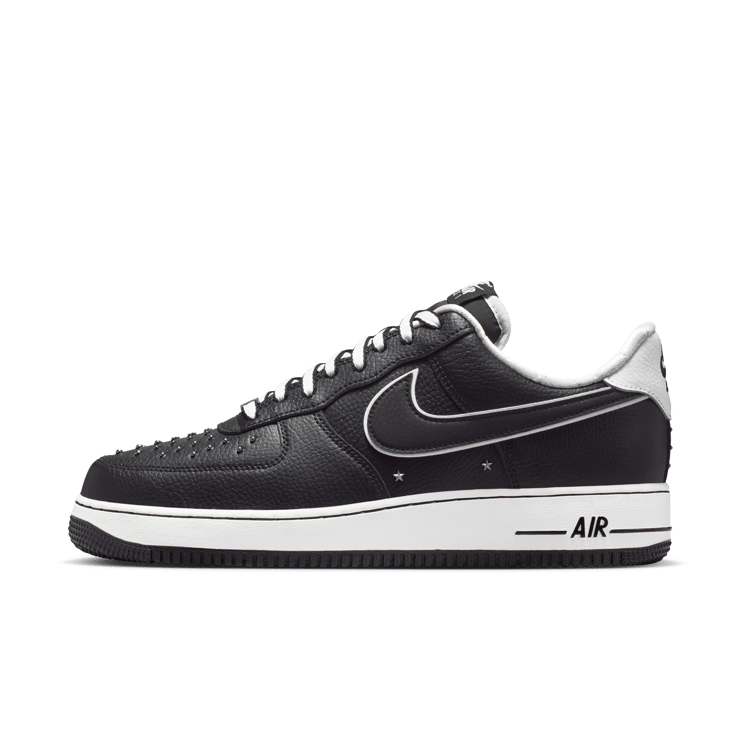 Nike Air Force 1 Low '07 Premium Black White Angle 1