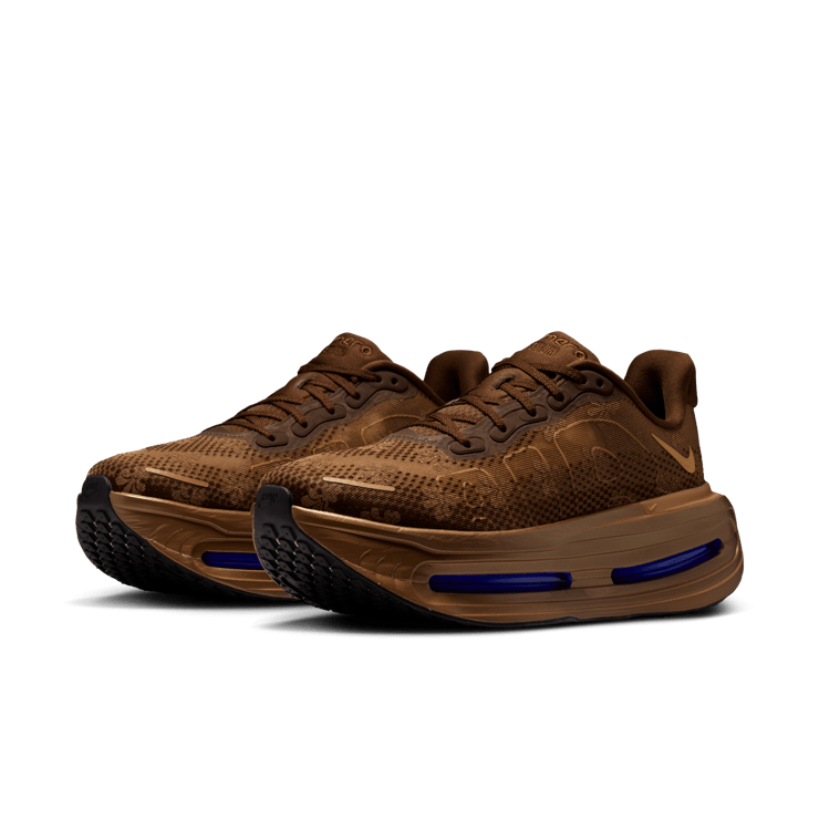 Nike Vomero Premium FDL Angle 2