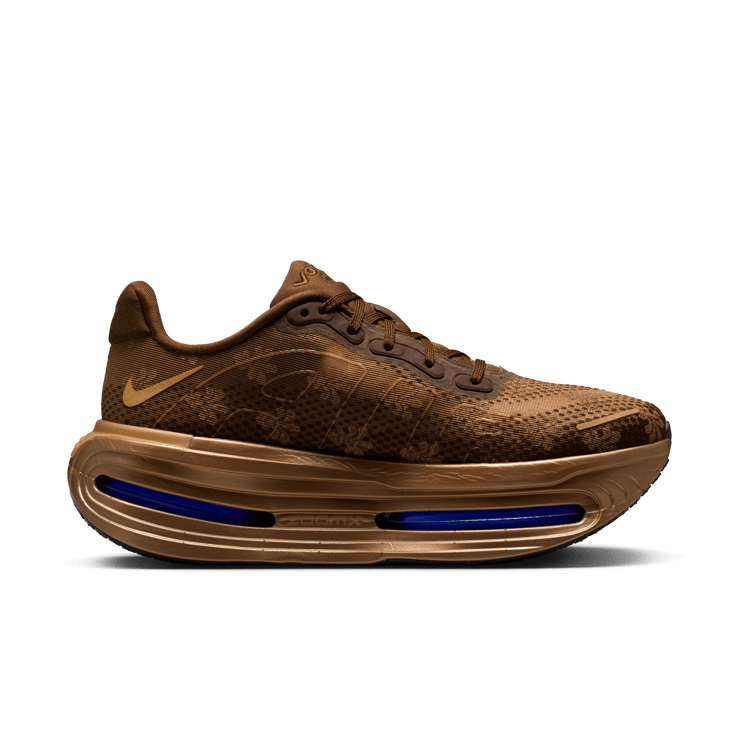 Nike Vomero Premium FDL Angle 1