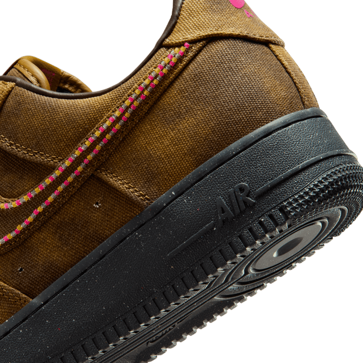 Nike Air Force 1 Boucle QS Desert Moss Angle 7