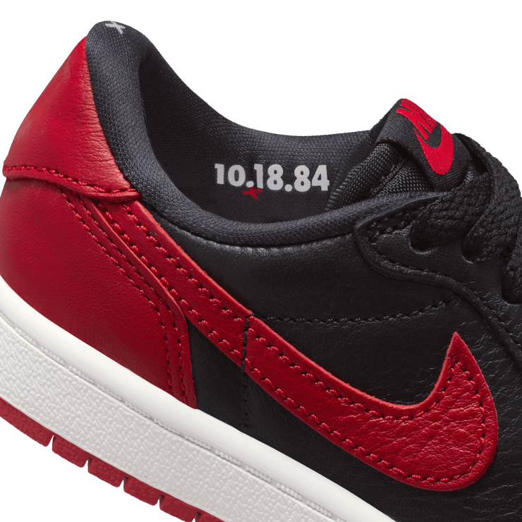 Air Jordan 1 Retro Low OG Banned (PS) Angle 9
