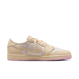 Air Jordan 1 Retro Low OG Travis Scott Shy Pink Angle 2