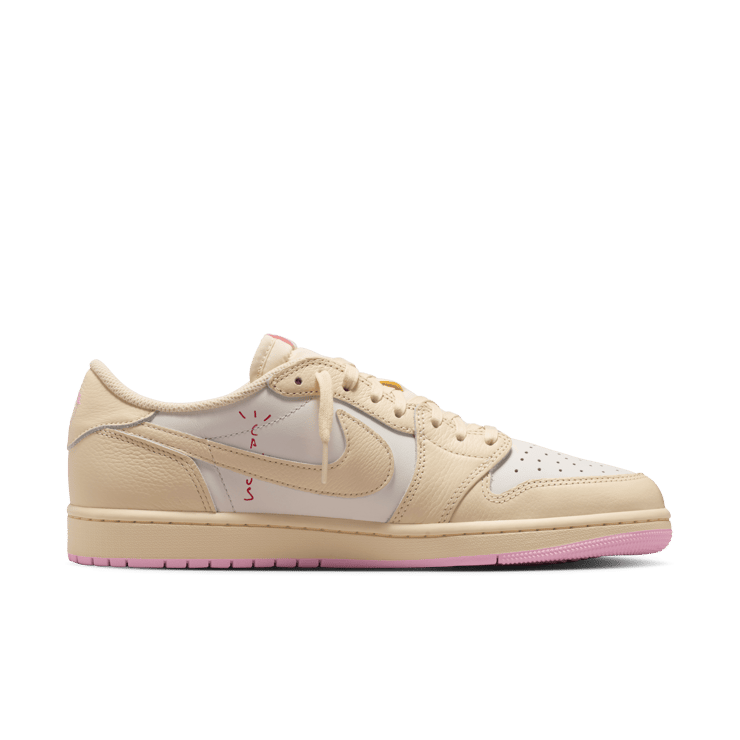 Air Jordan 1 Retro Low OG Travis Scott Shy Pink Angle 2