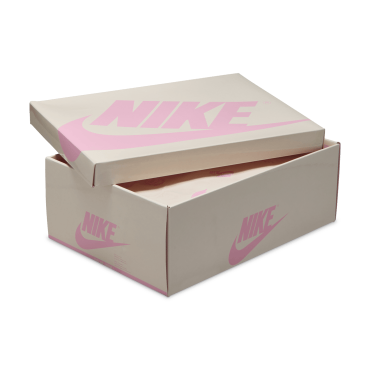 Air Jordan 1 Retro Low OG Travis Scott Shy Pink Angle 9