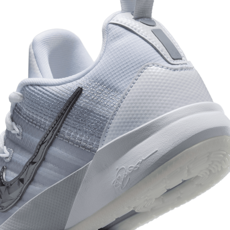 Nike Sabrina 3 Me vs. Me (GS) Angle 11