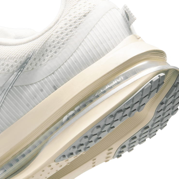 Nike Pegasus Premium Running is Mental Angle 7