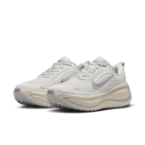 Nike Vomero Plus Running is Mental Angle 2