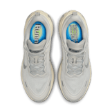 Nike Vomero Plus Running is Mental Angle 3