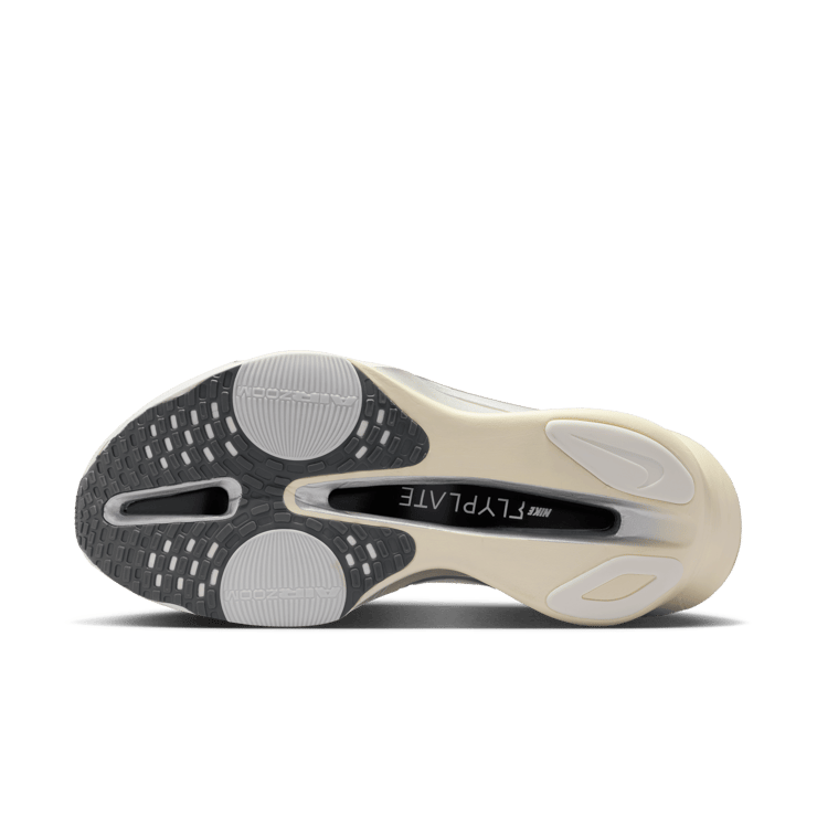 Nike Zoom Alphafly 3 Running is Mental Angle 4