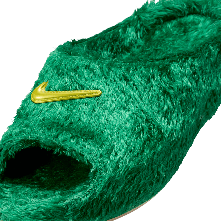 Nike ReactX Rejuven8 Slide .SWOOSH Kelly Green Angle 7