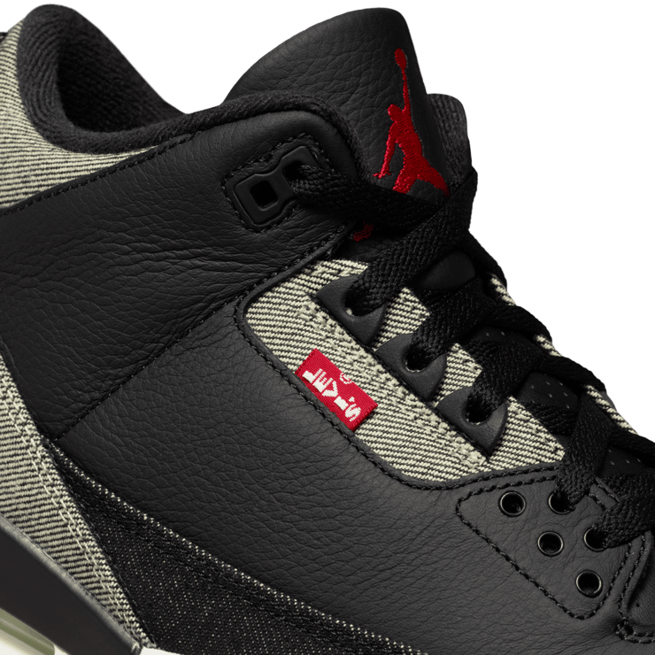Air Jordan 3 Retro Levi's Black Cement Angle 3