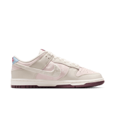 Nike Dunk Low Valentine's Day 2026 (W) Angle 3