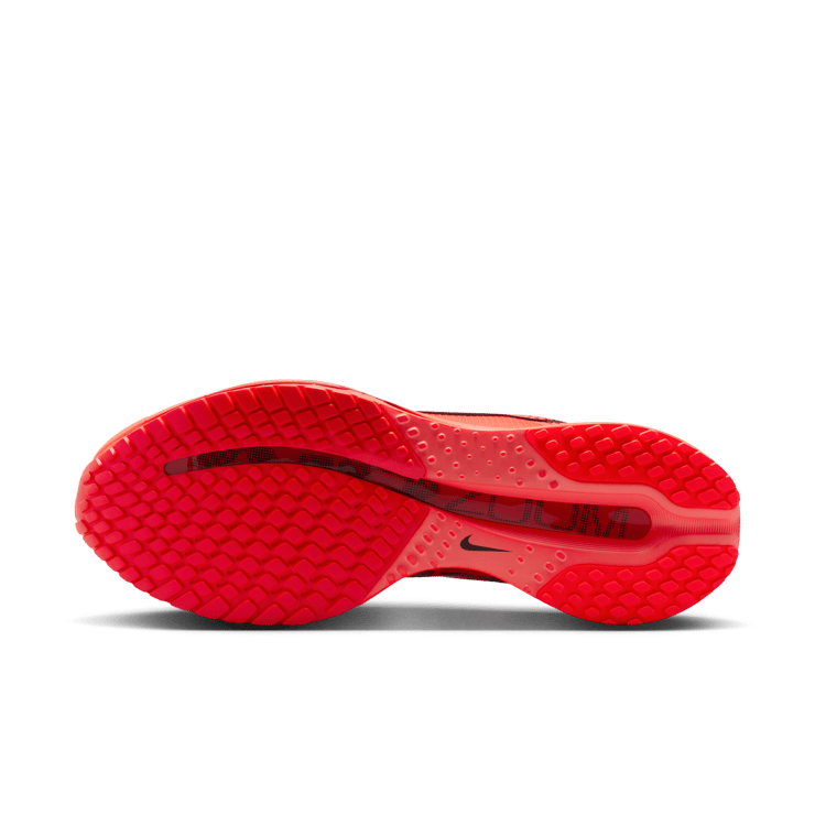 Nike Pegasus Premium Light Crimson Angle 3