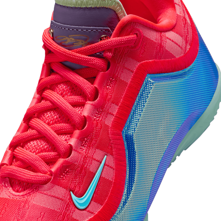 Nike LeBron 23 Christmas (GS) Angle 5