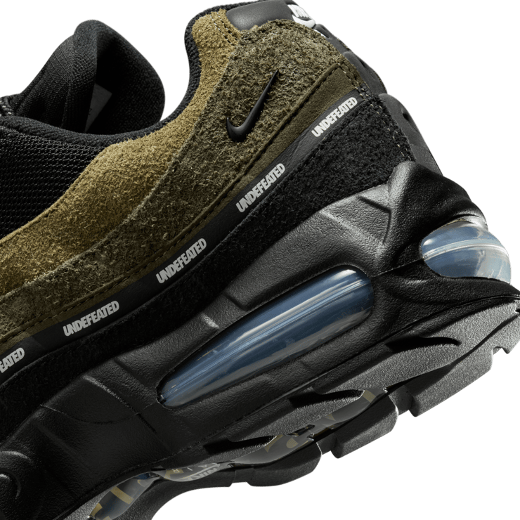 Nike Air Max 95 OG SP Undefeated Geo La Brea Angle 7