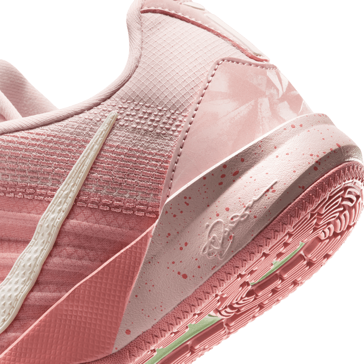 Nike Sabrina 3 Pink Oxford (GS) Angle 8