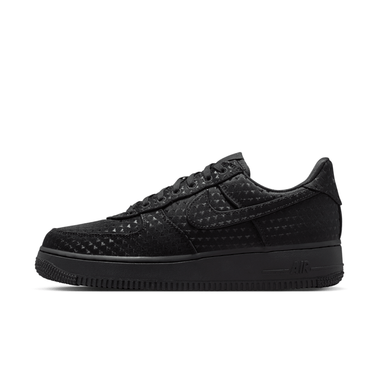 Nike Air Force 1 Low Valentine's Day Triple Black Angle 3