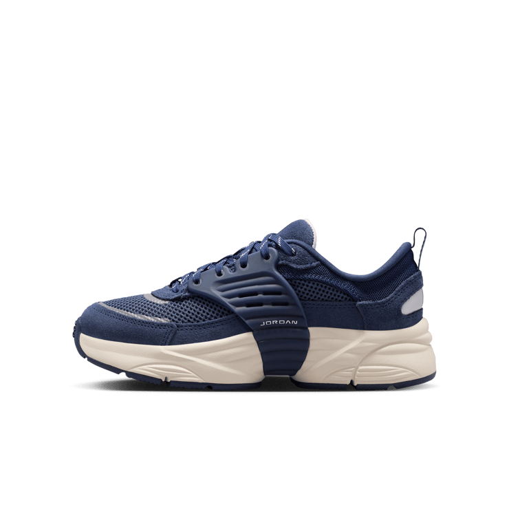 Jordan Trunner O/S Midnight Navy (GS) Angle 1