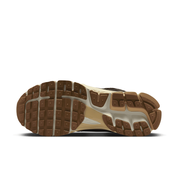 Nike Zoom Vomero 5 Premium Black Sesame (W) Angle 0