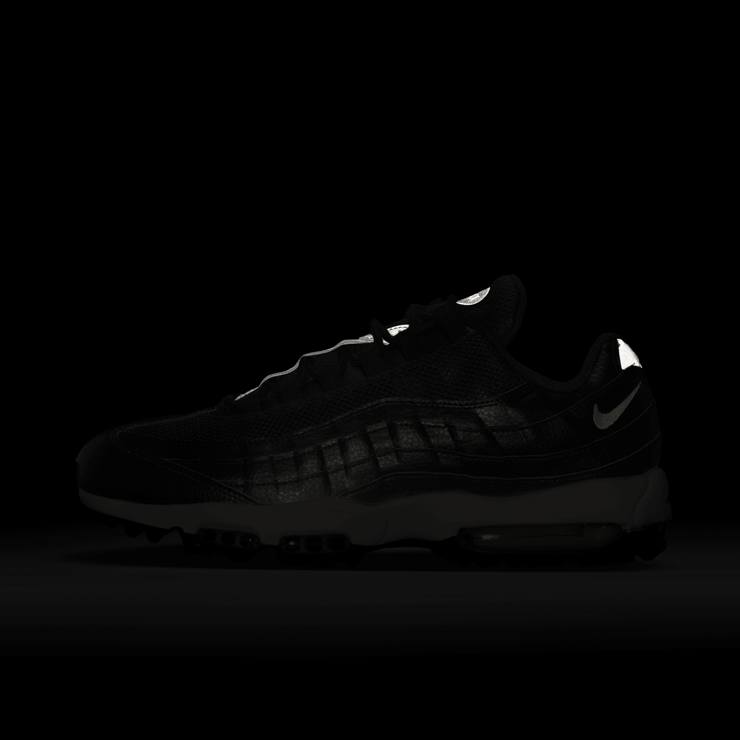 Nike Air Max 95 Golf Black White Angle 1