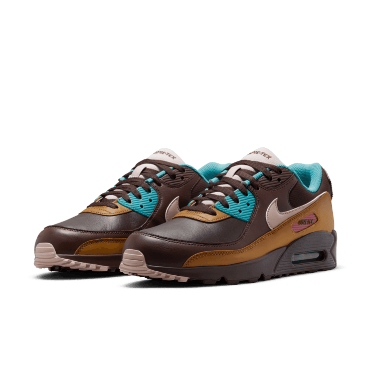 Nike Air Max 90 Gore-Tex Velvet Brown Angle 2