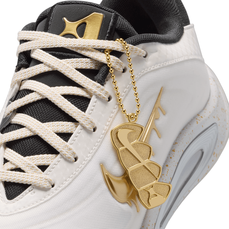 Nike A'One Championship (GS) Angle 6