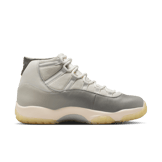 Air Jordan 11 Retro Tokyo Angle 3