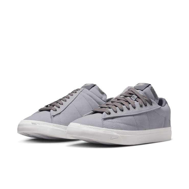 Nike Blazer Low Devin Booker Pearl Grey Angle 3