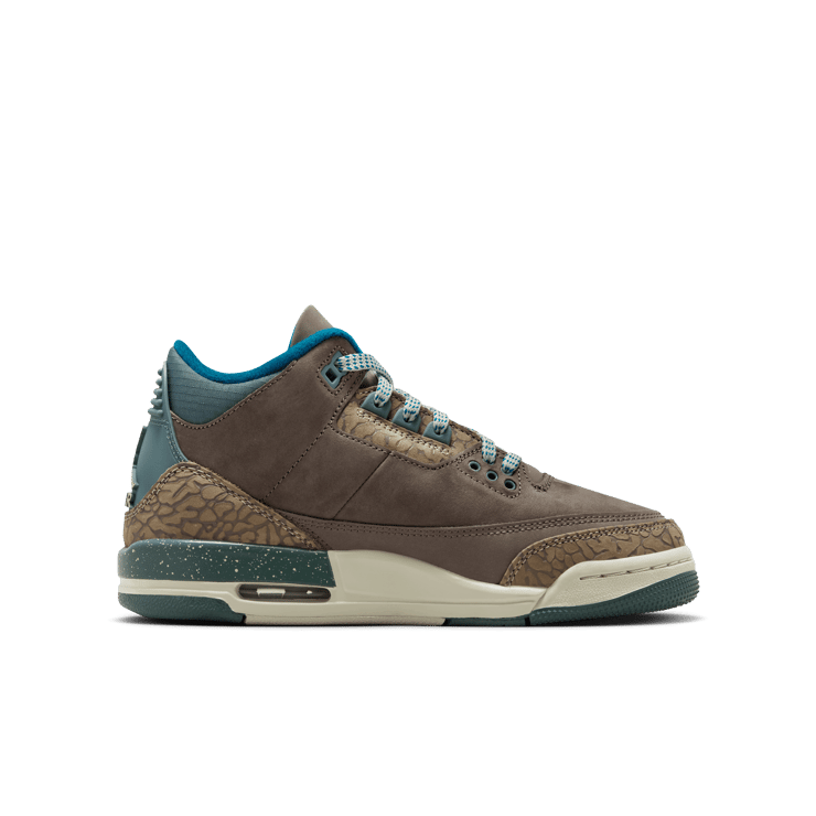 Air Jordan 3 Retro Olive Grey (GS)  Angle 4