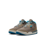 Air Jordan 3 Retro Olive Grey (PS) Angle 5
