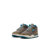 Air Jordan 3 Retro Olive Grey (TD) Angle 1