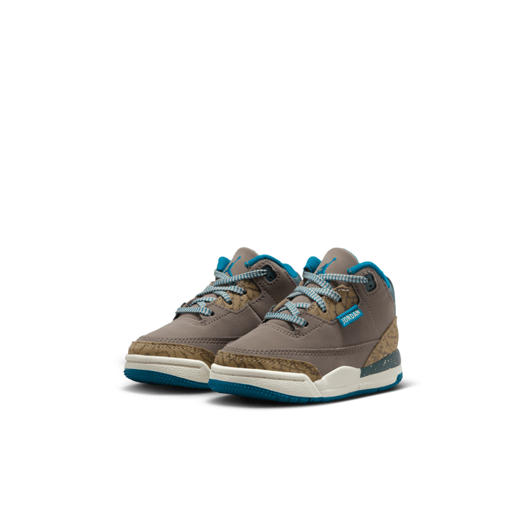 Air Jordan 3 Retro Olive Grey (TD) Angle 1