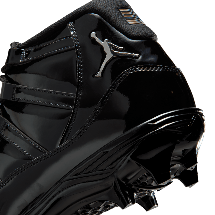 Air Jordan 11 Retro Cleat Black Angle 7