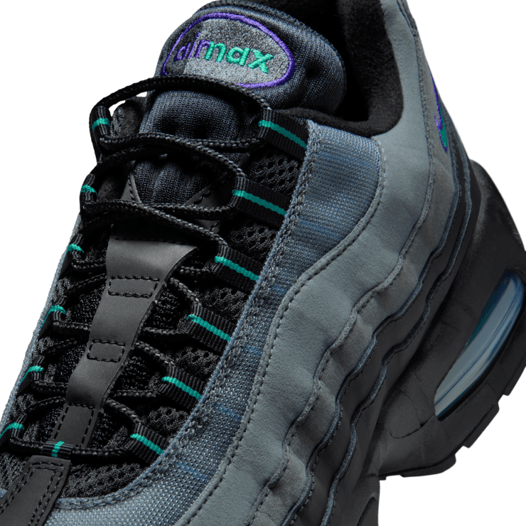 Nike Air Max 95 Big Bubble Black Grape Angle 7