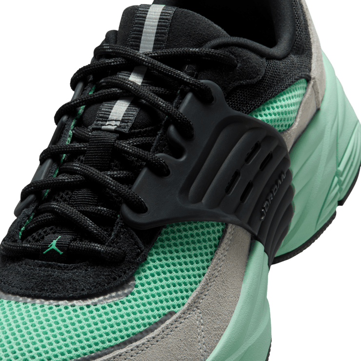 Jordan Trunner O/S Black Jade Aura  Angle 8