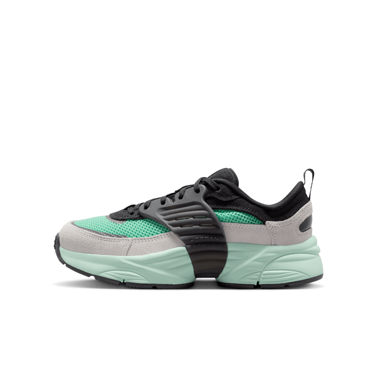 Jordan Trunner O/S Black Jade Aura (GS) Angle 1