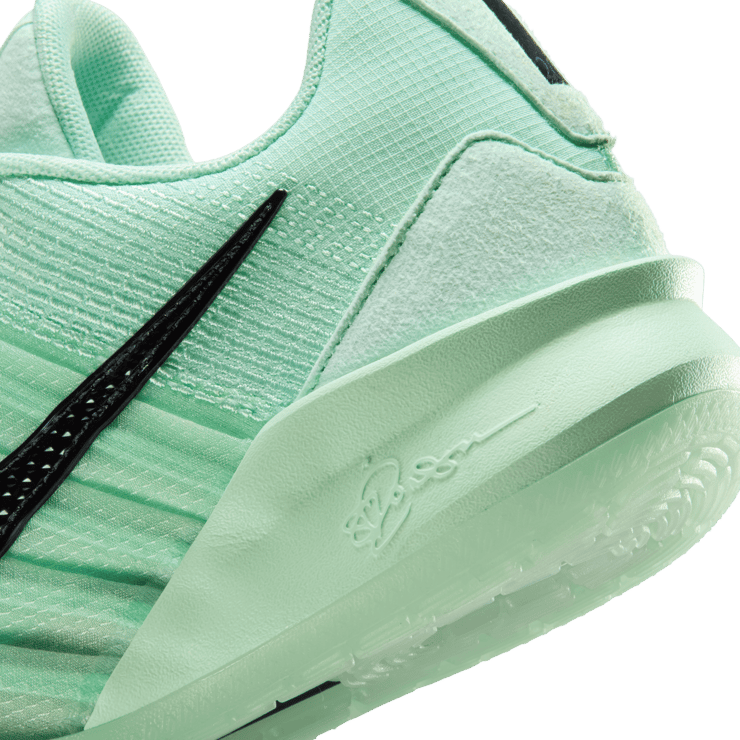 Nike Sabrina 3 Statue of Liberty Angle 7