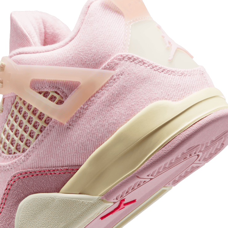 Air Jordan 4 Retro Iced Carmine (PS) Angle 7