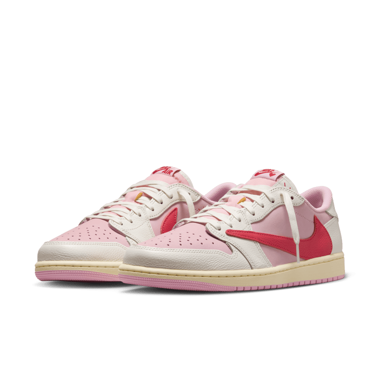 Air Jordan 1 Retro Low OG Travis Scott Sail Tropical Pink Angle 3