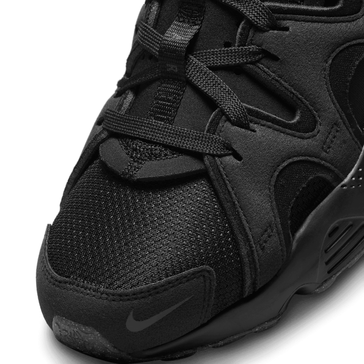 Nike Air Huarache Craft Triple Black (W) Angle 4