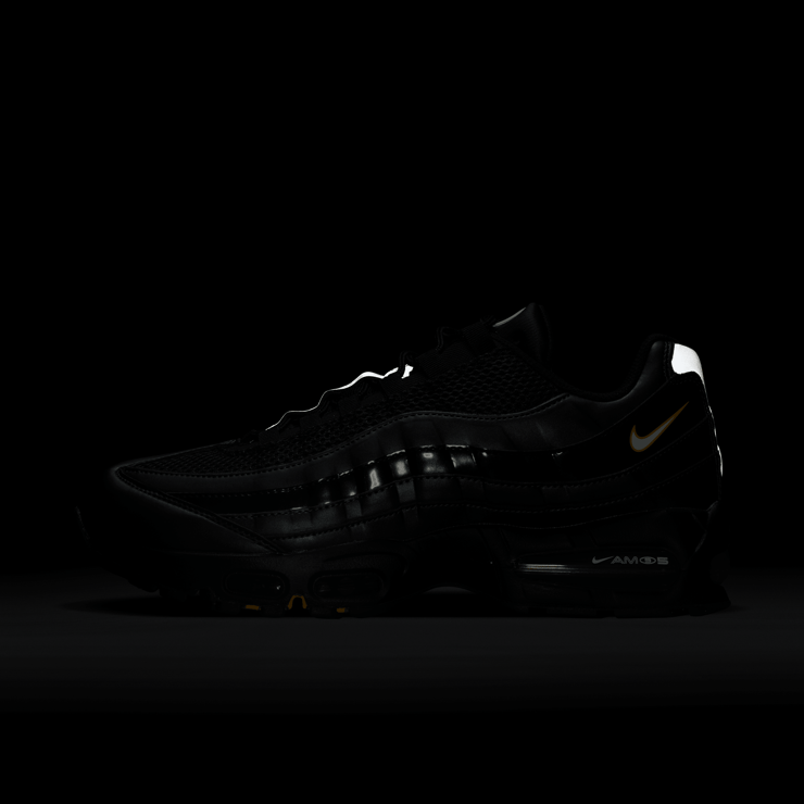 Nike Air Max 95 Big Bubble Total 90 Black Angle 0