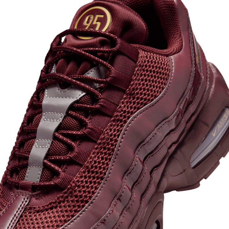 Nike Air Max 95 Big Bubble Total 90 Burgundy Crush Angle 8