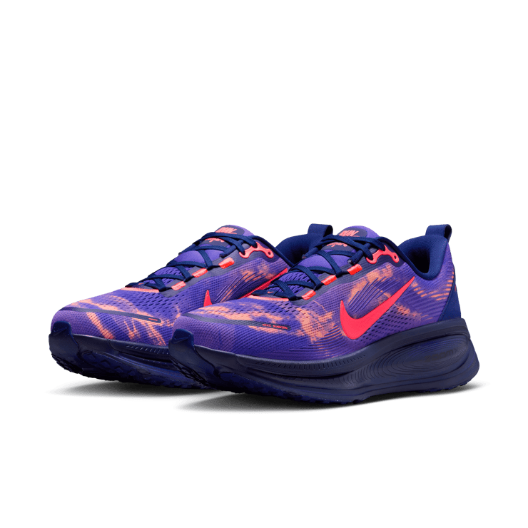 Nike Vomero 18 Indigo Burst Angle 3