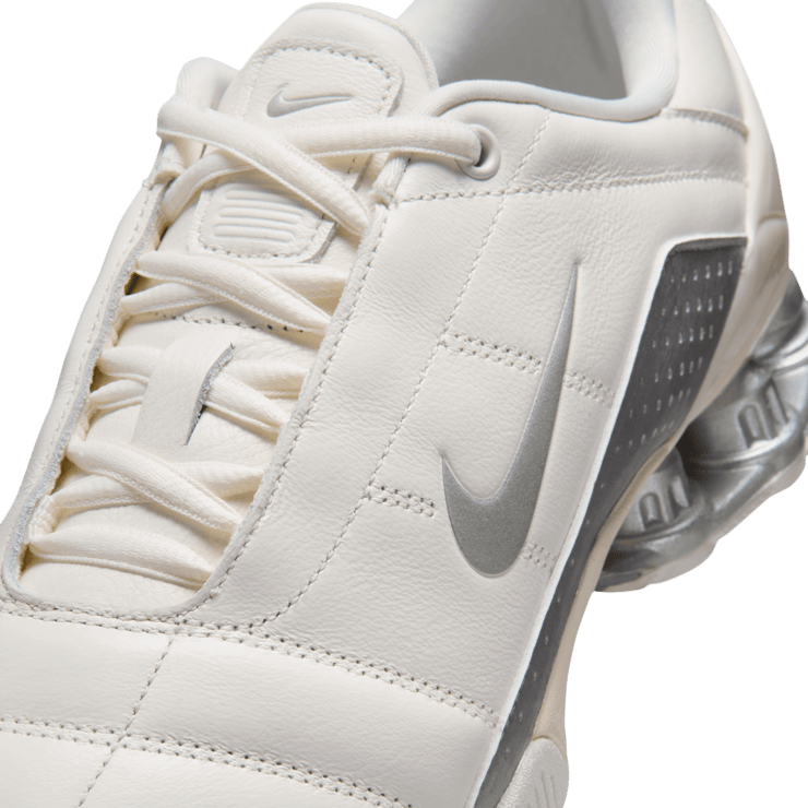 Nike Total 90 Shox Magia Sail Angle 6