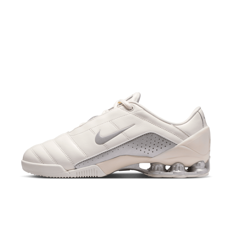 Nike Total 90 Shox Magia Sail Angle 1