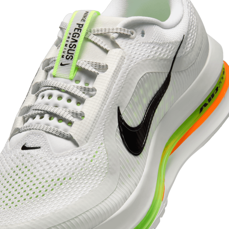 Nike Pegasus Premium Miami  Angle 8