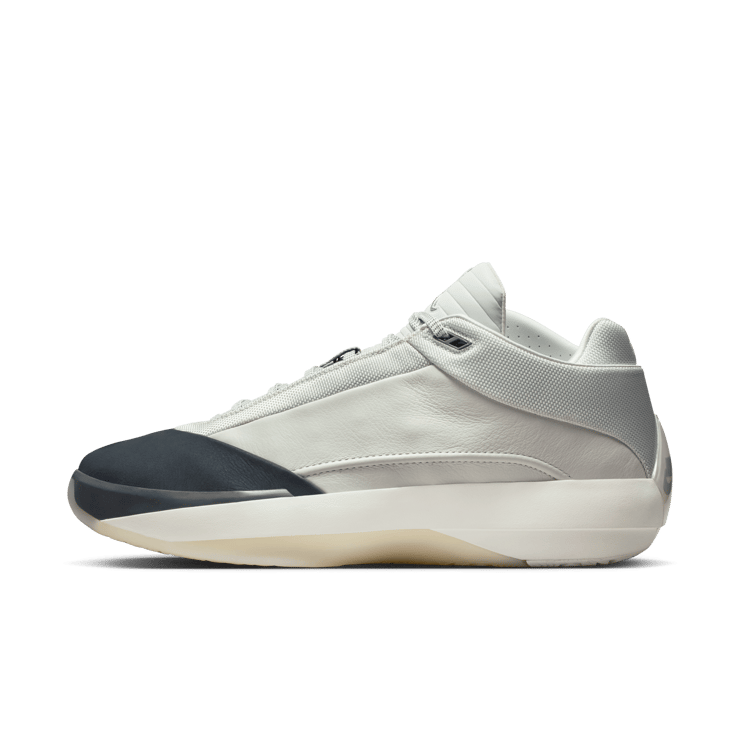 Air Jordan 40 Wolf Grey Angle 3