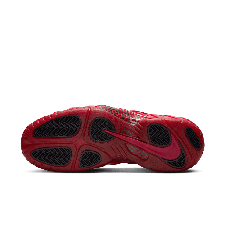 Nike Air Foamposite Pro Gym Red Angle 1