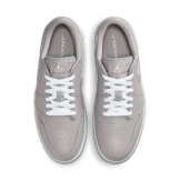 Air Jordan 1 Low Golf Medium Grey Angle 3